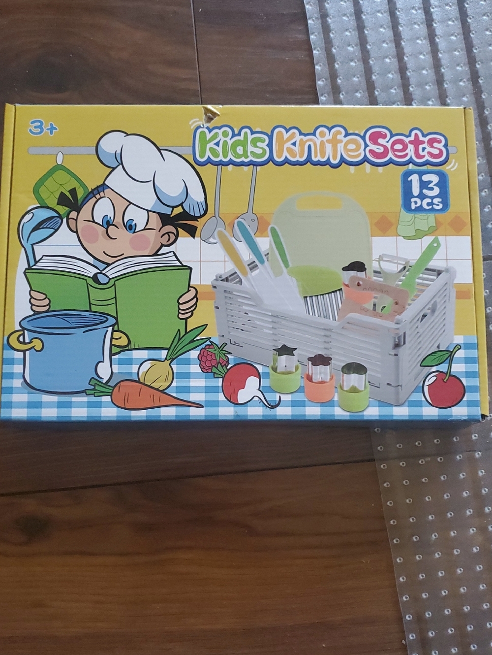 Kids Knife Set Play Kitchen - Green & White, 13-Piece
